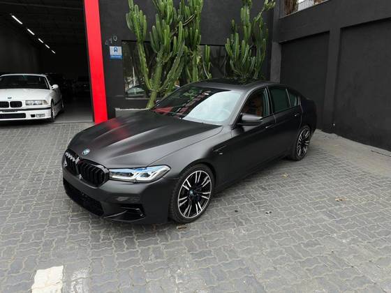 BMW M5 4.4 V8 TWIN POWER M XDRIVE STEPTRONIC BMW M5 4.4 V8 TWIN POWER M XDRIVE STEPTRONIC